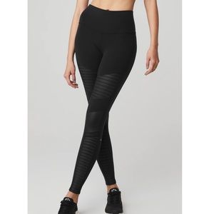 All High-Waist Moto Legging in black size large